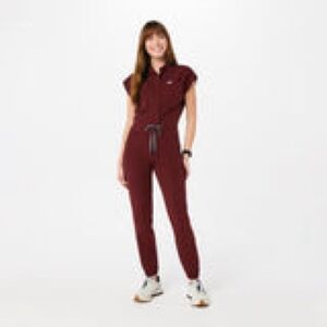 Figs Rafaela Cargo ScrubJumpsuit- BURGUNDY